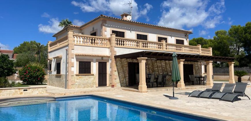 Villa mit Vermietlizenz in Calas d.Mallorca